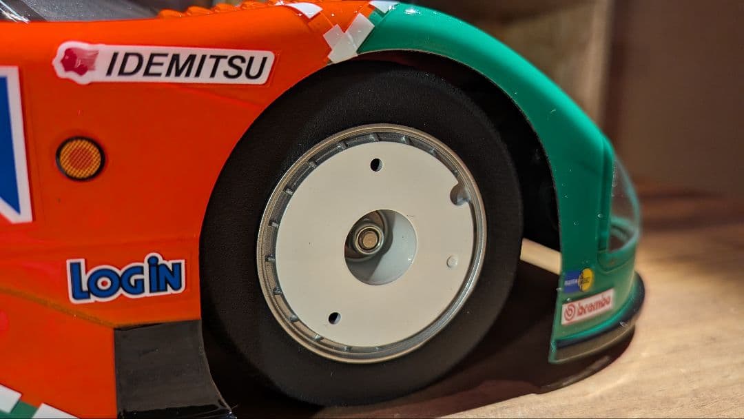 タミヤMazda 787B 1/10 　塗装済み完成品メカレス