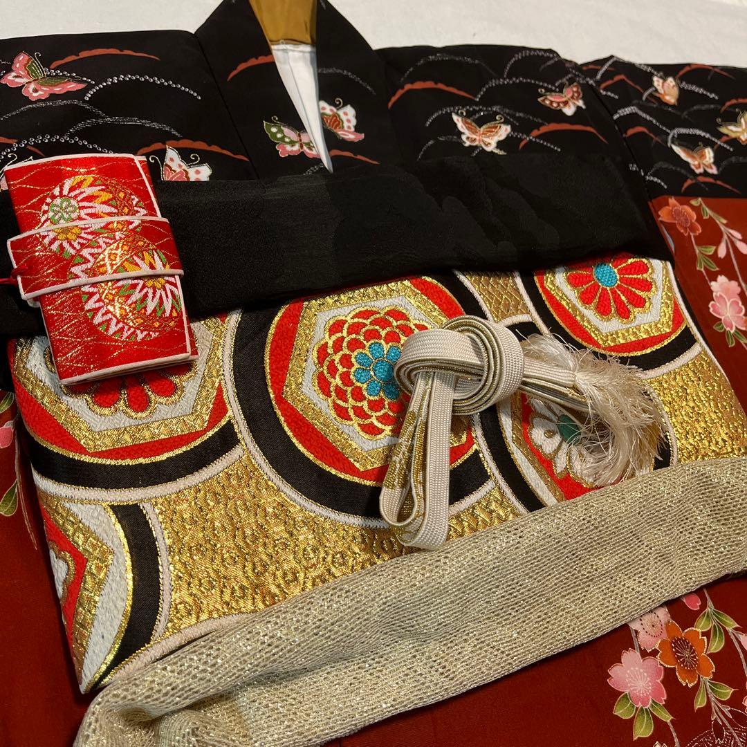 七五三　7歳　着物　黒　茶色　蝶々　アンティーク