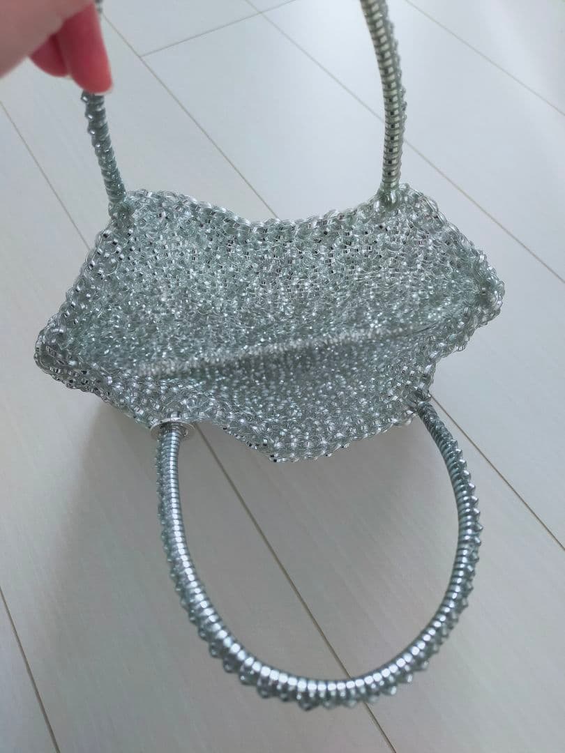 アンテプリマ　ANTEPRIMA　シルバーバック