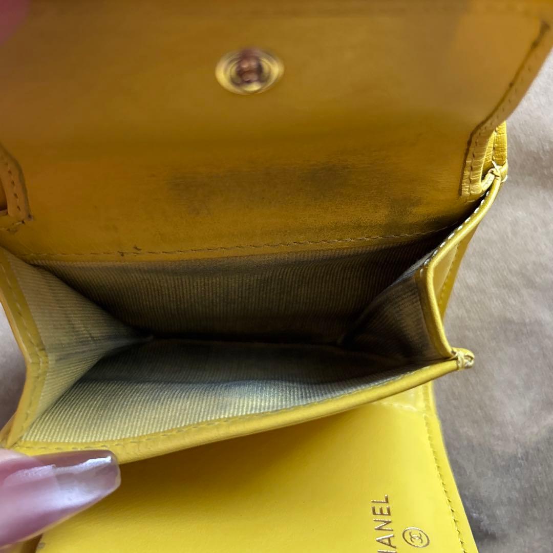 CHANEL マトラッセ　キャビアスキン　三つ折り財布　イエロー