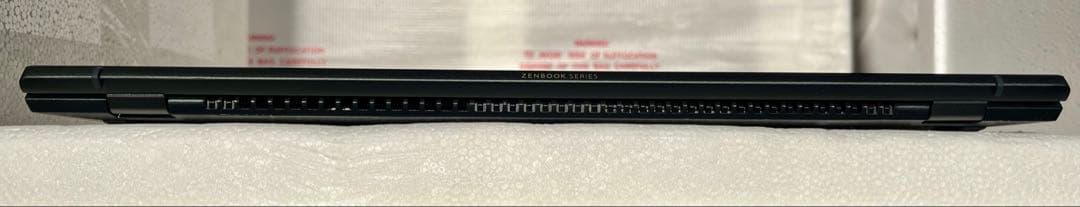 Windowsノート本体 ASUS Zenbook14 Ryzen7 4700U/8GB/512GB