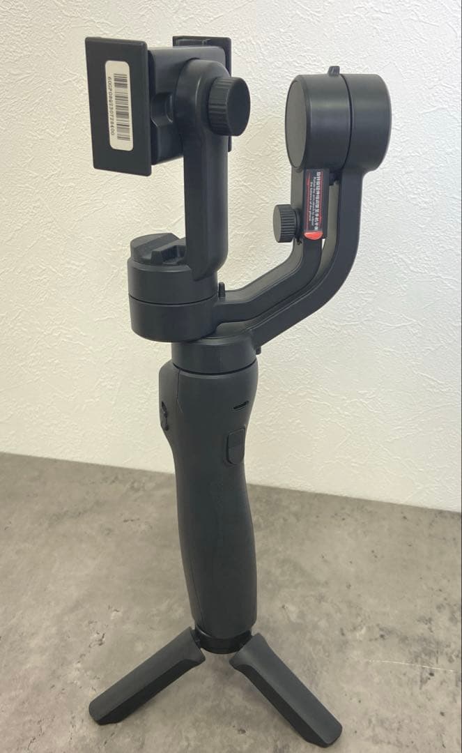 ＊ スマホ　スタビライザー　三脚内蔵　ブラック