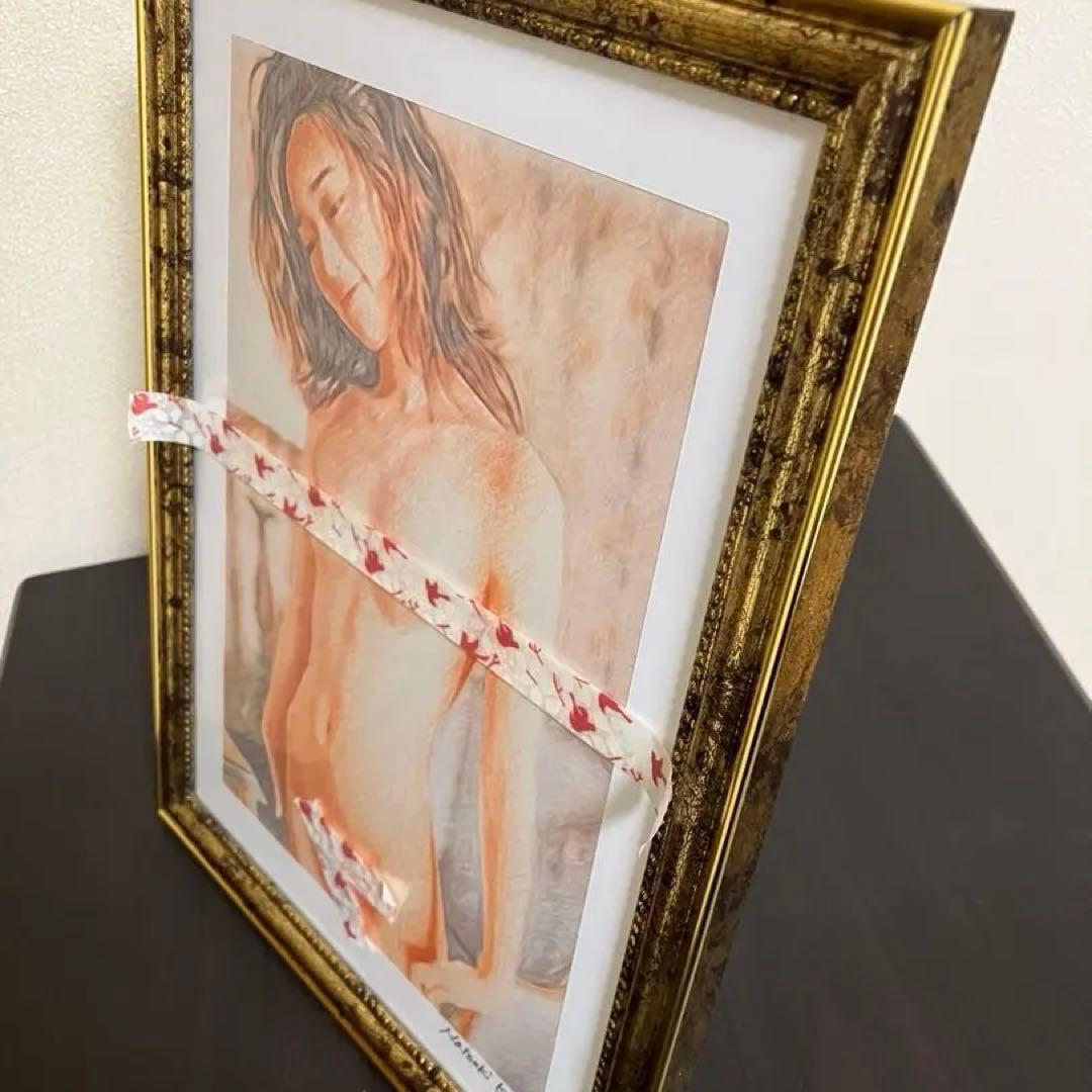 女優画18 額装品　額縁寸法32.7㎝×24.0㎝×1.5㎝　色鉛筆画　定款付