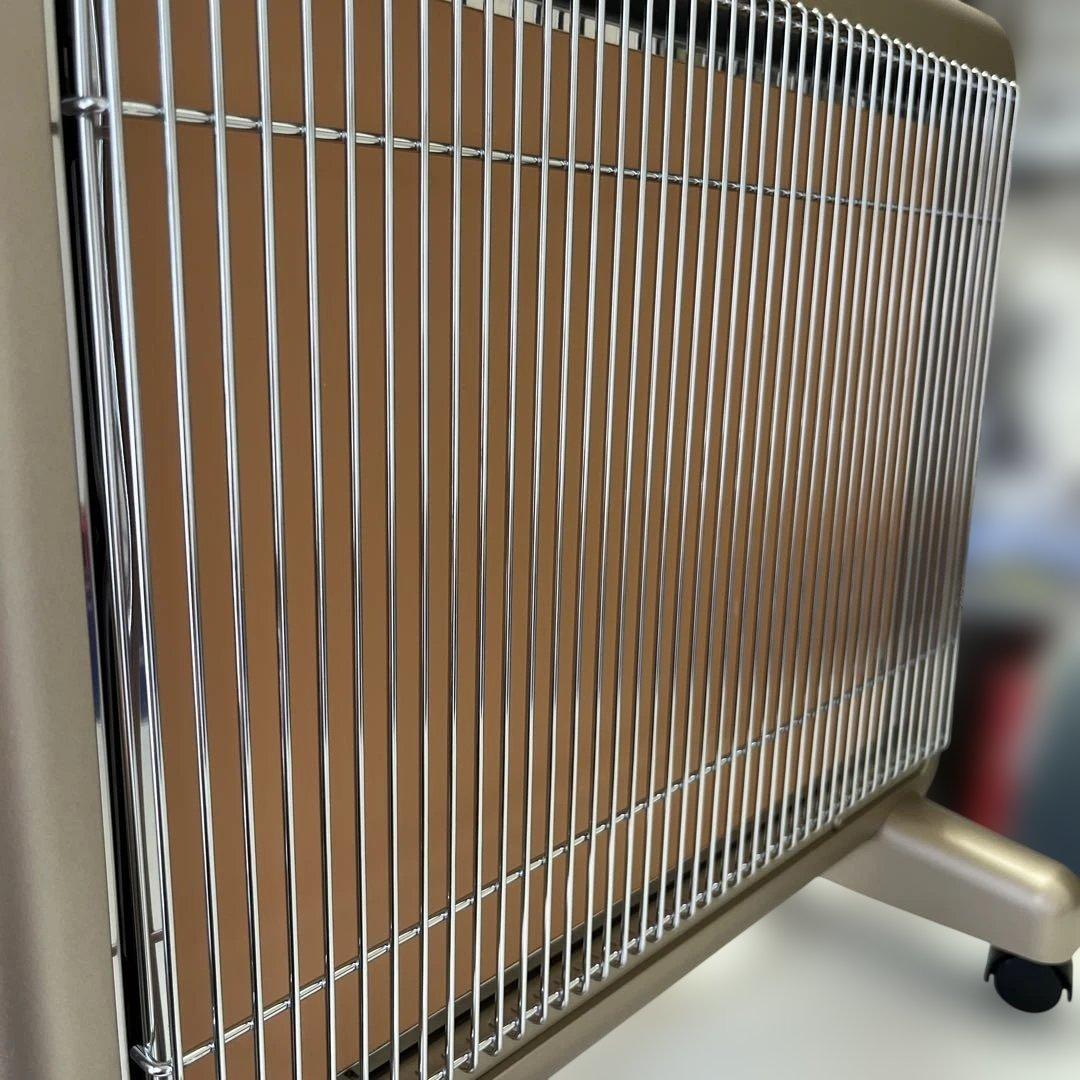 逗　サンルミエ E800L-TM2 ヒーター 遠赤外線暖房器 タイマー付