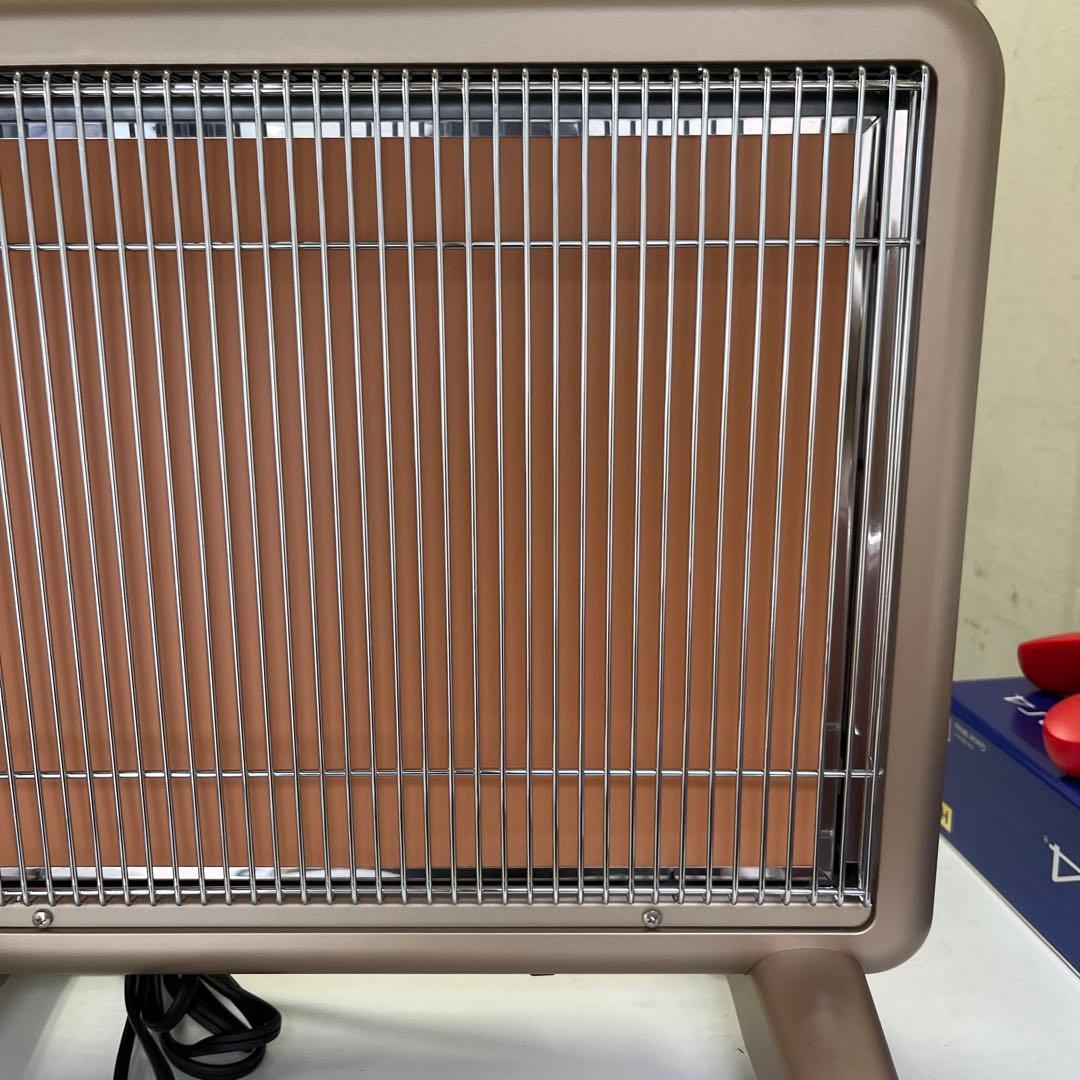 逗　サンルミエ E800L-TM2 ヒーター 遠赤外線暖房器 タイマー付