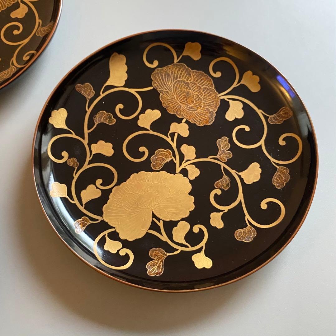時代　輪島塗　【牡丹唐草金蒔絵銘々皿5客組】　菓子皿　天然木　漆塗　懐石　茶道具