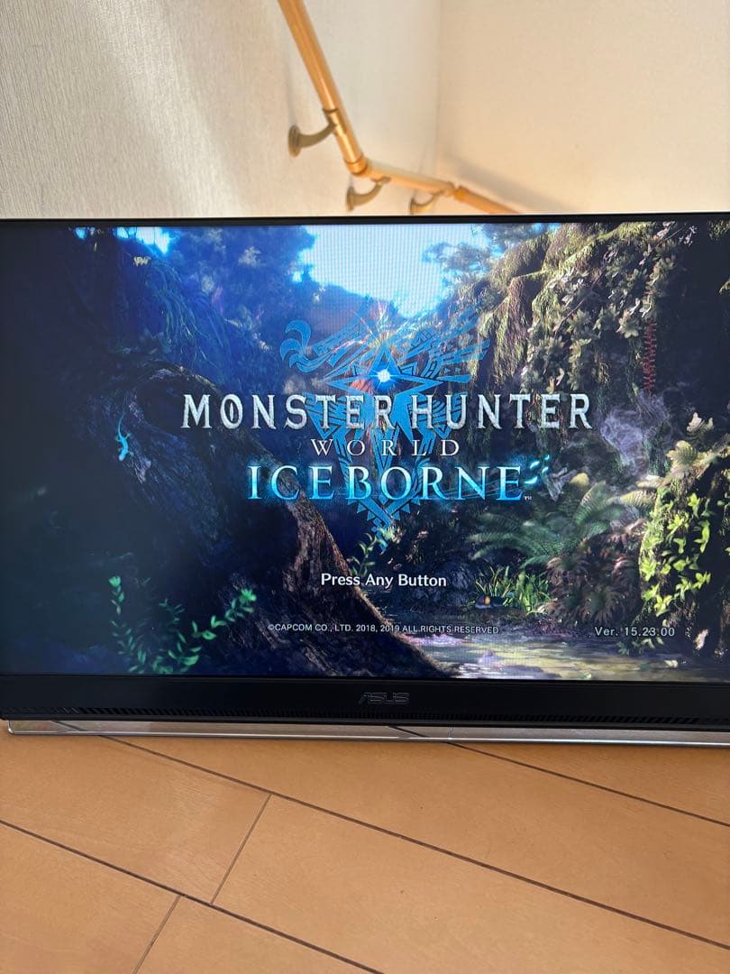 ASUS ZenScreen MB249C 24インチ モニターケース付き