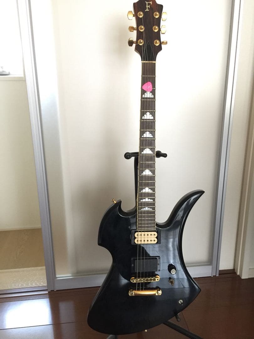 FERNANDES MG-80X モッキンバード ＆ 目玉ストラップ