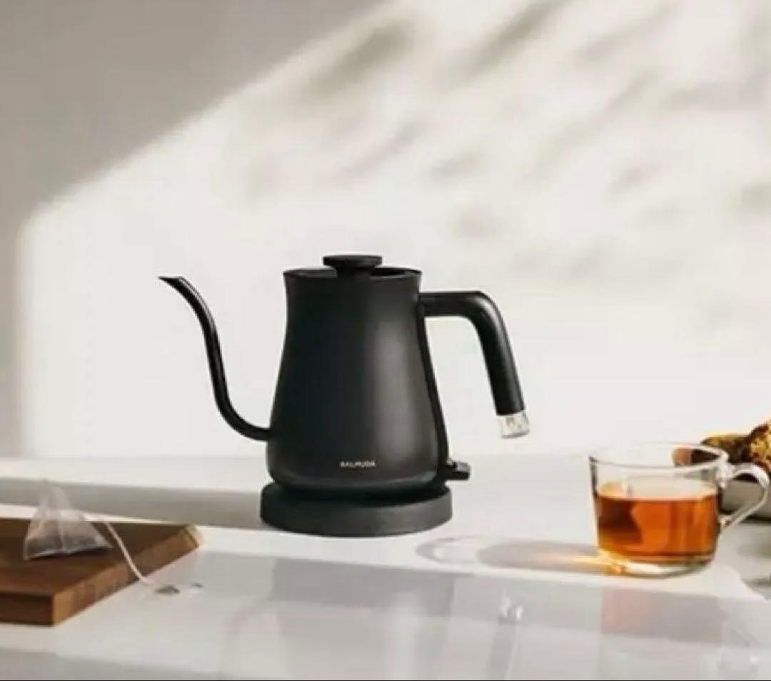 【新品・未開封】 美しい電気ケトル　BALMUDA The Pot（黒）