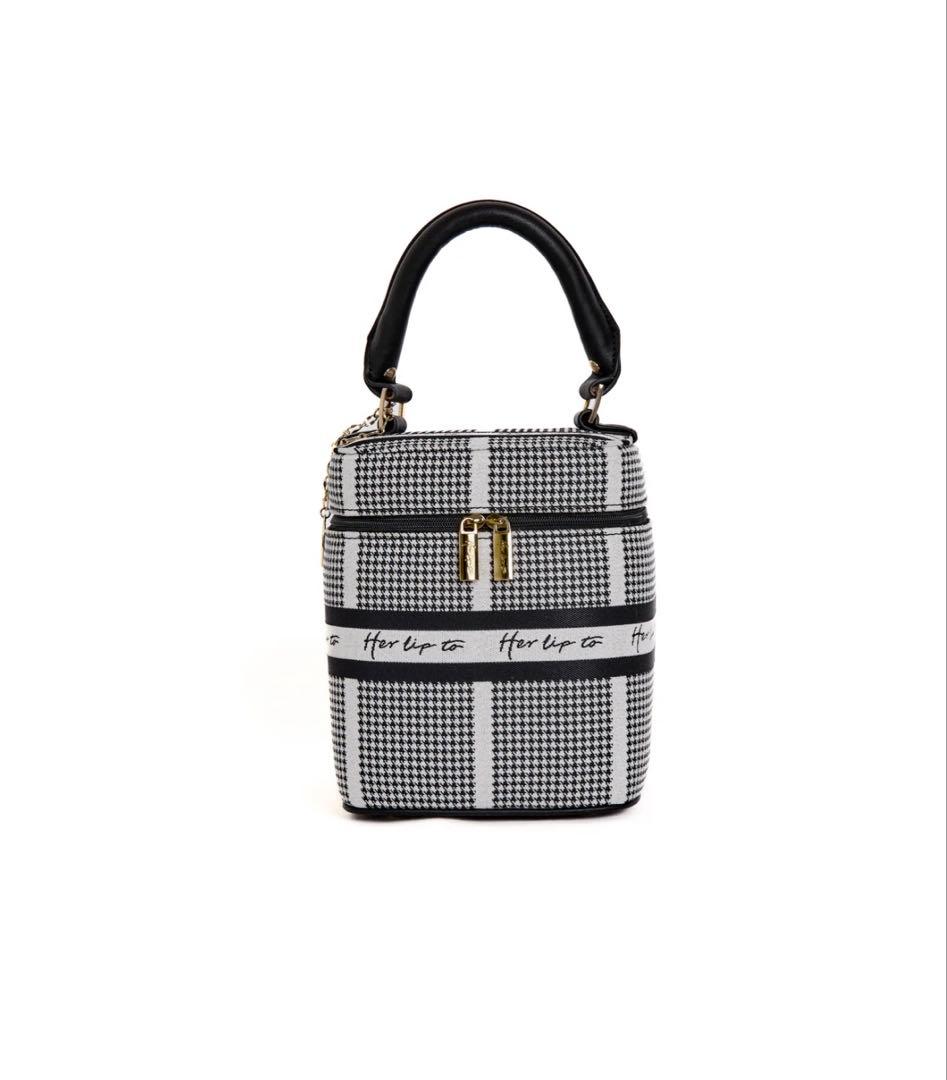 herlipto バニティバッグ