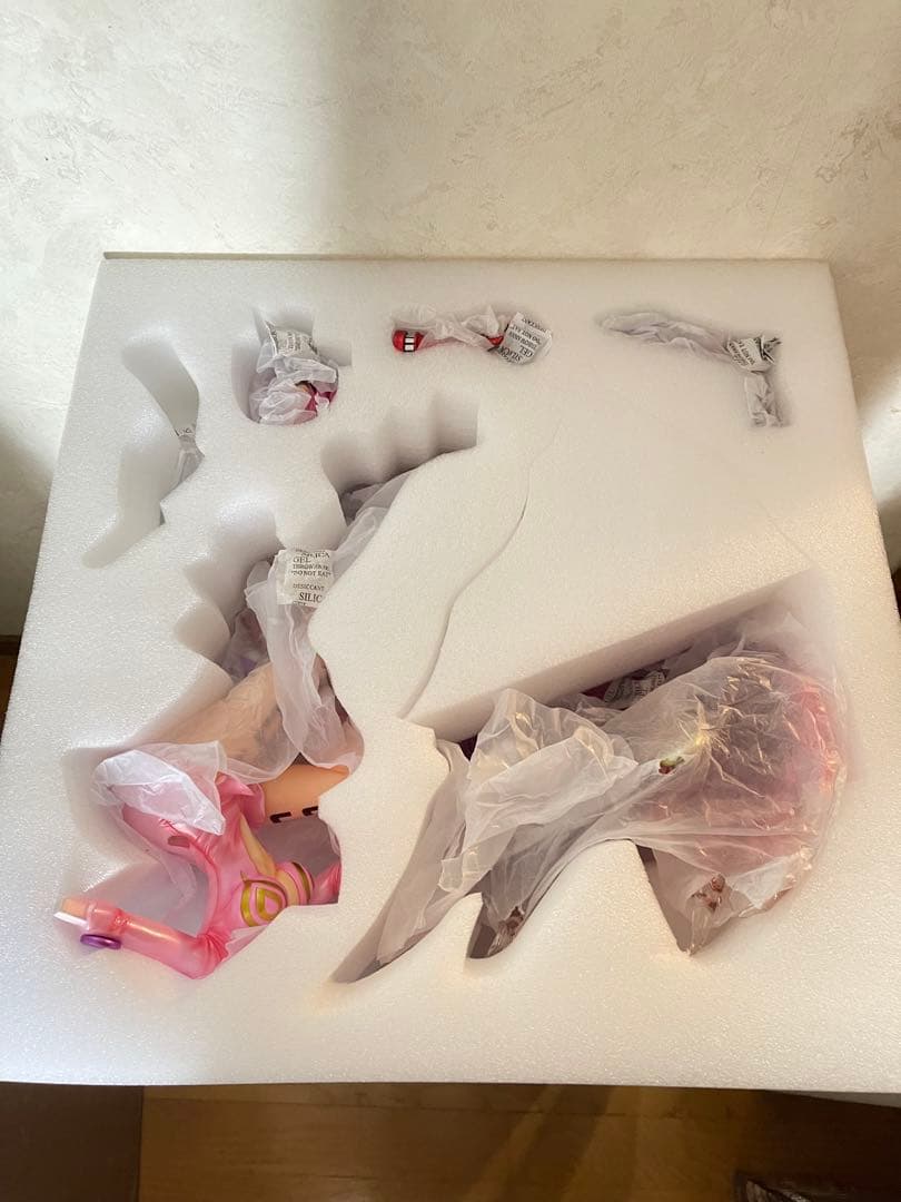 ワンピース ヴィンスモーク・レイジュ 1/4スケール ガレージキット スタチュー