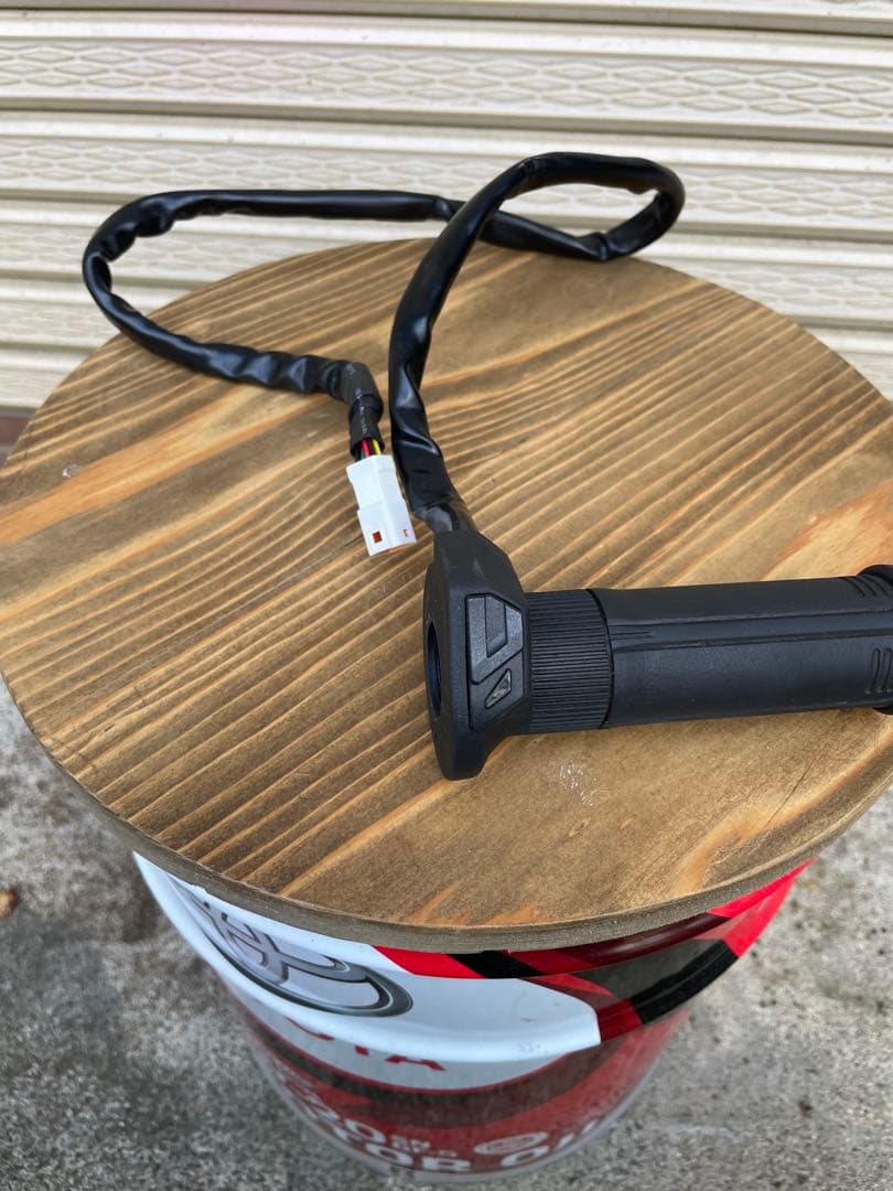 メダカ　バイク用 キジマハンドルグリップ ヒーターブラック