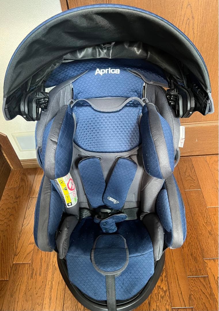 Aprica フラディア グロウ ISOFIX 360° セーフティ　説明書あり