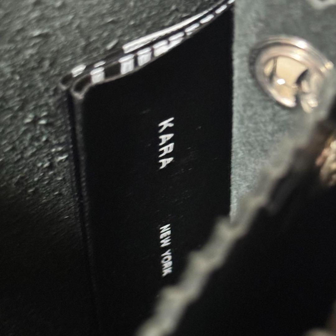 kara カラ　プラスターベビーピンチショルダーバッグ　チェーン　ブラック　黒色