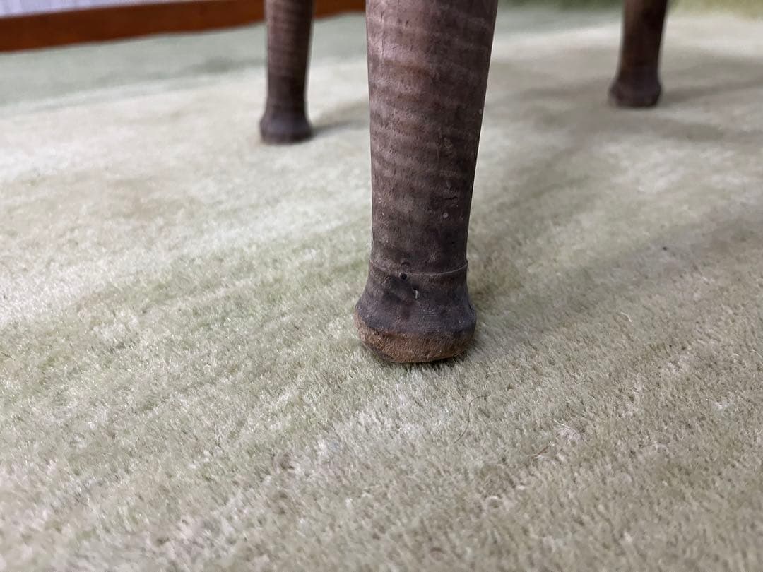 木製スツール 4本脚 円形座面