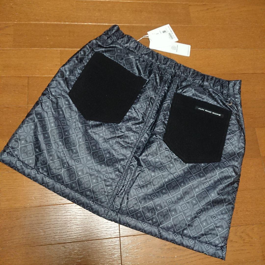 新品 JUN&ROPE ジュン&ロペ 中綿入りスカート L ブラック系総柄