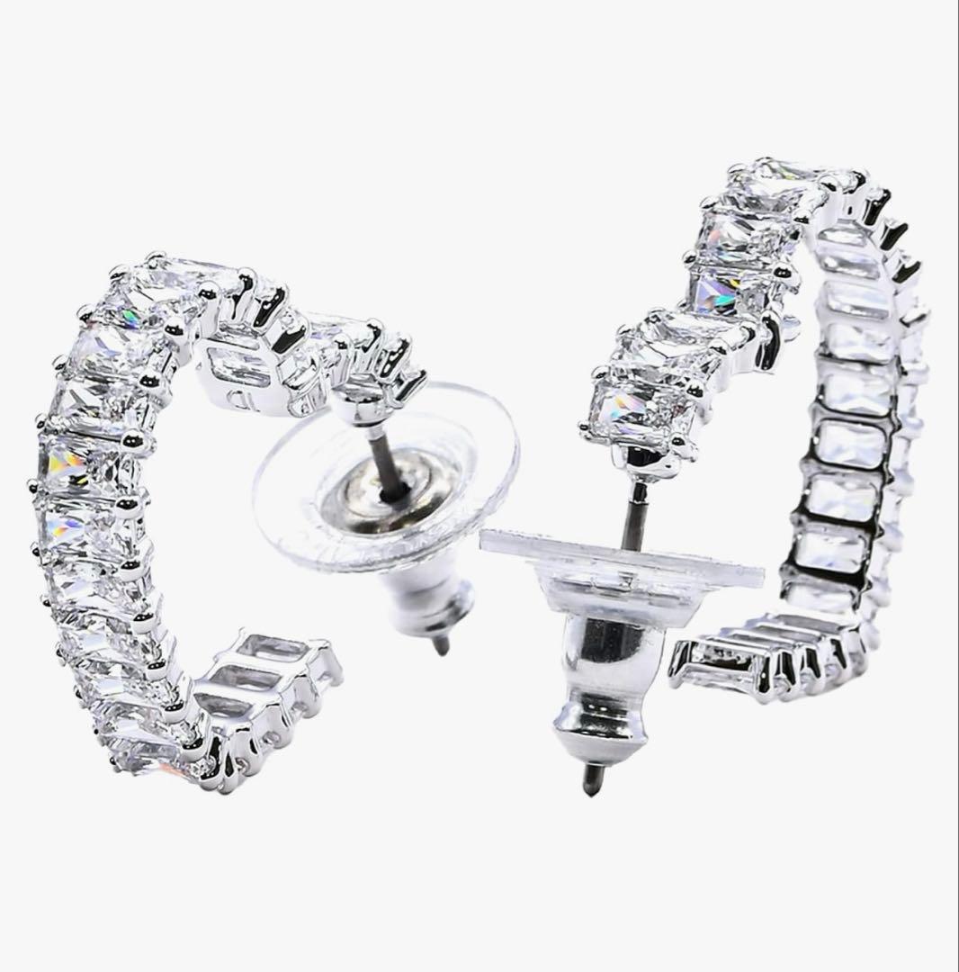 511409スワロフスキー Matrix フープピアス ハート シルバー クリア