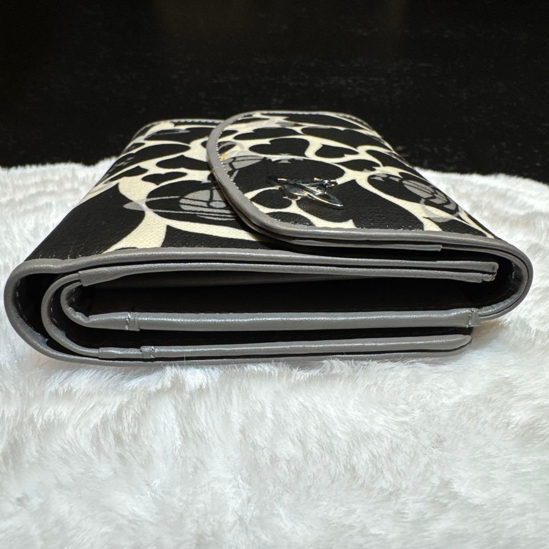 【希少廃盤】Vivienne Westwood 二つ折り財布ハート柄 新品未使用