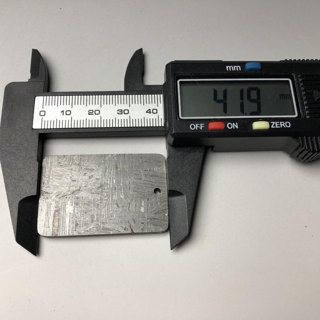 アルタイ隕石　 鉄隕石　メテオライト　ペンダントトップ　重さ約28ｇ