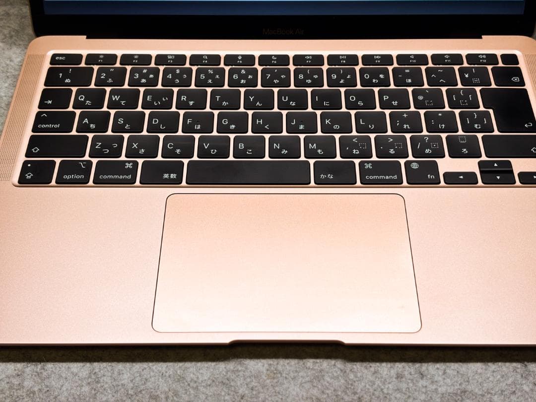 Apple M1 Macbook Air 16GB 1TB 98%　ゴールド中古