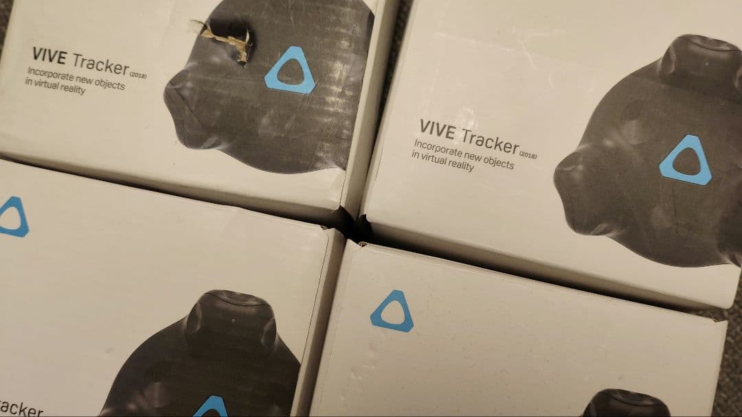 VIVE Tracker 2.0 4個セット　１個外装難あり
