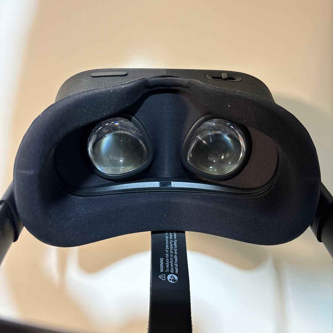 スマホアクセサリー  Quest 64GB Black