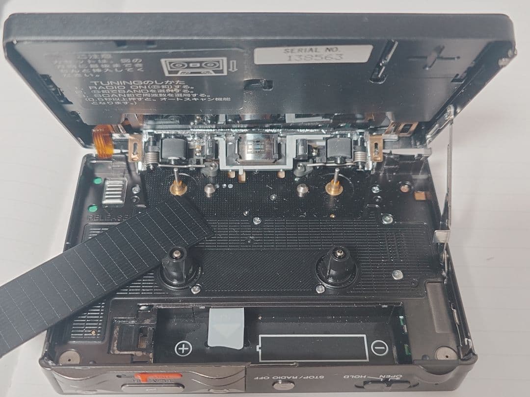 SONY ソニー　ポータブルカセットプレーヤー ウォークマン WM-F707