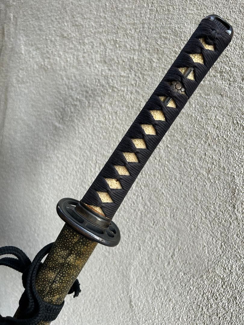 居合刀　模造刀　鮫鞘　模擬刀　太刀　日本刀　鍔　　拵え　全長約105.5cm