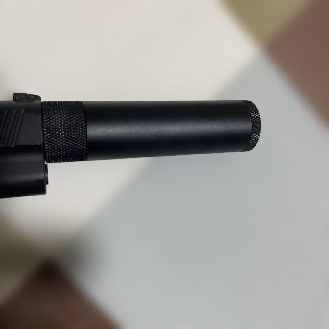 サイレンサー付きガスガン プラスチック日本製