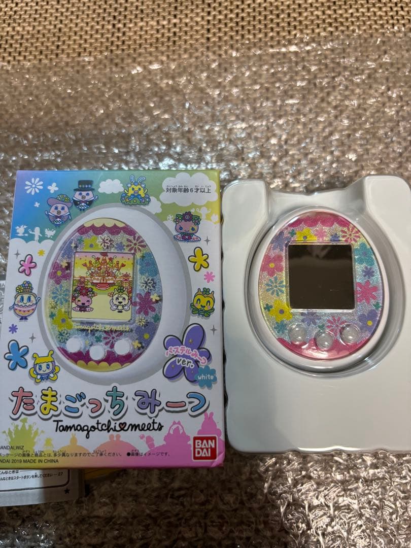 バンダイ たまごっちみーつ パステルみーつ　ホワイト