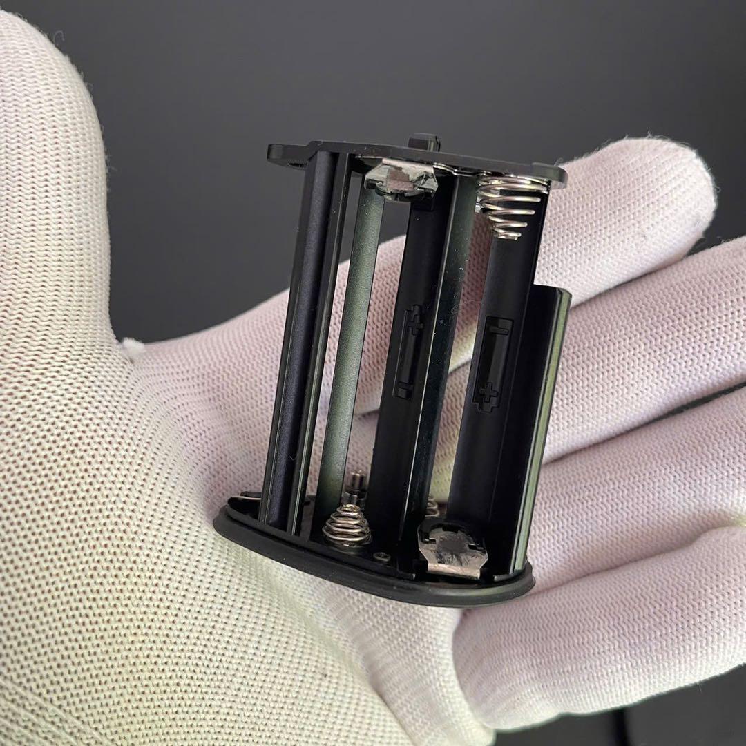 Nikon F100 フィルムカメラ本体と SIGMA 28-70mm Dレンズ