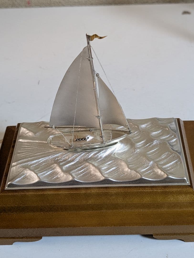 銀製　純度98.5％　 ヨット置物