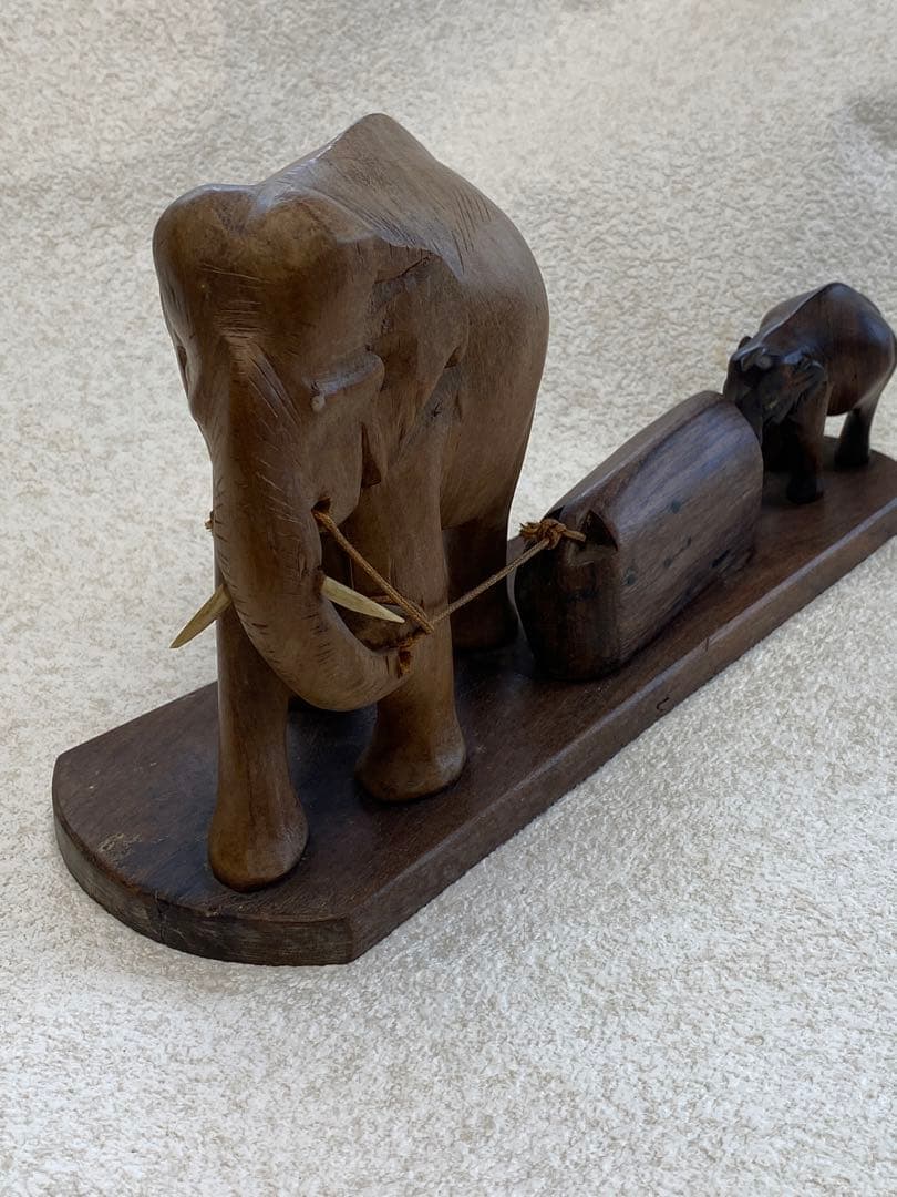 親子ゾウ　オブジェ　象　子連れ象