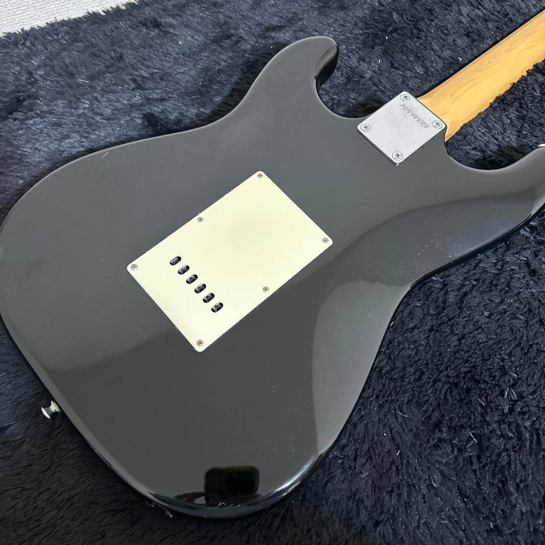 廃盤品 FERNANDES ストラトキャスター エレキギター 弦楽器 黒