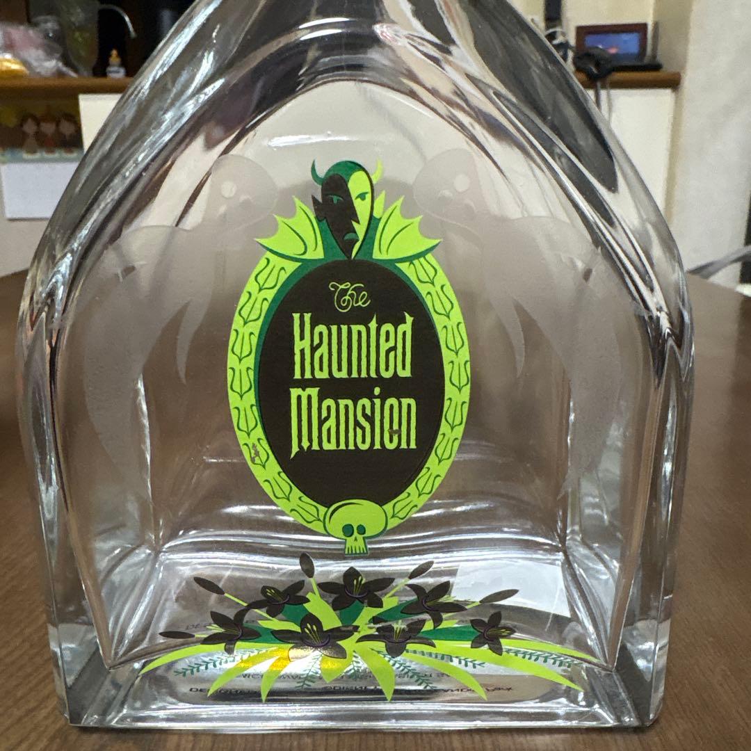 ディズニーワールド　ホーンテッドマンション　シャグとのコラボ　ボトル2点