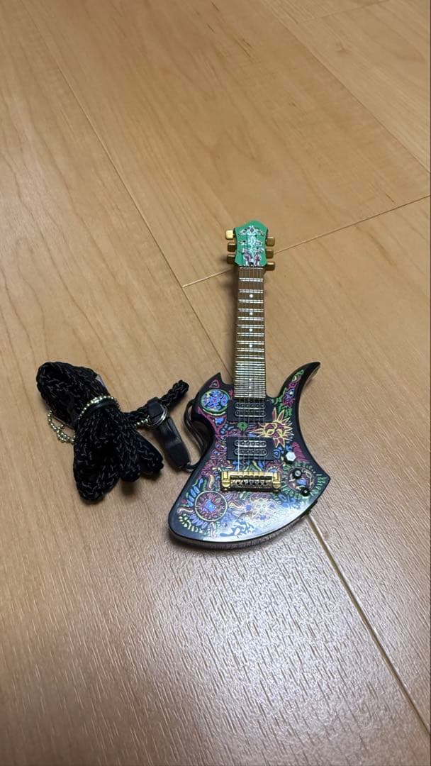 hideキーホルダー 10個セット　ギターキーホルダー2種プレゼント