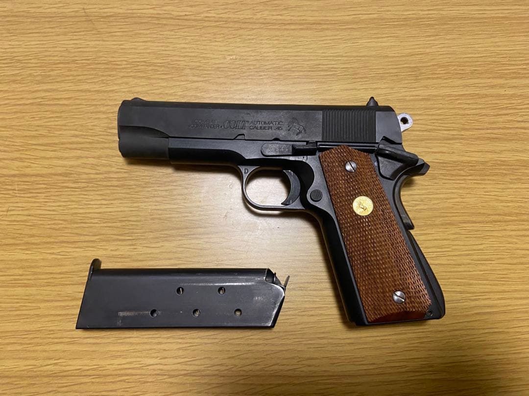 MGC コルト コマンダー HW樹脂 モデルガン