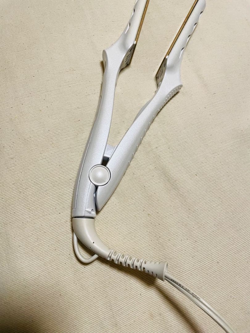 年末セール⭐︎KINUJO 絹女 ストレートアイロン