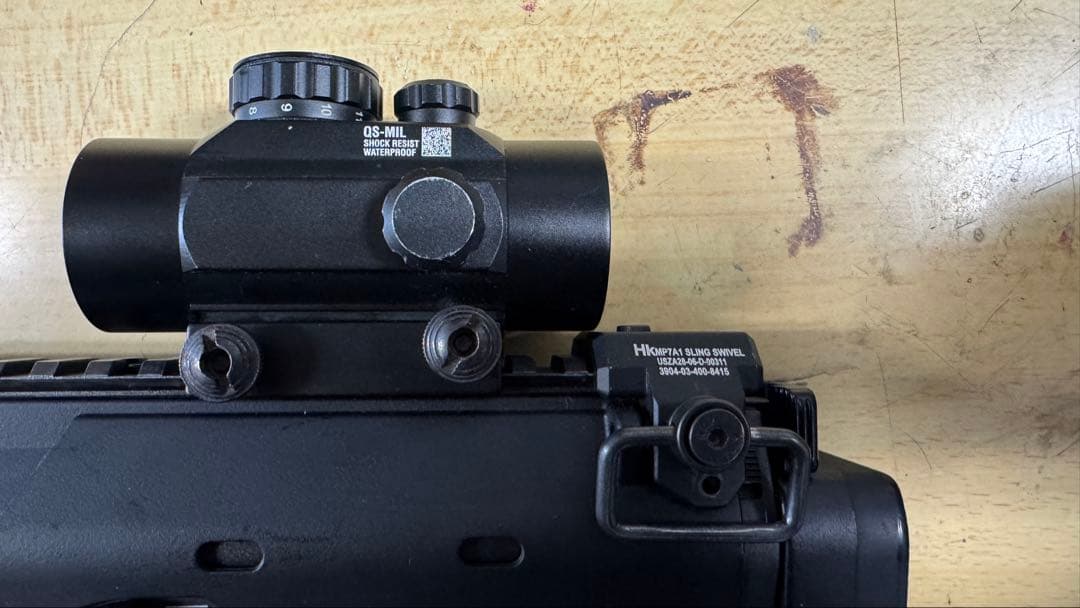 東京マルイ　mp7a1 ガスブローバック　外装カスタム済