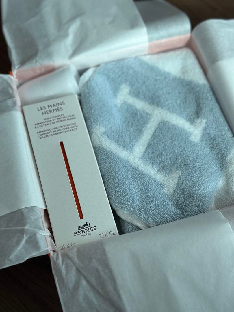 HERMES グレー タオルハンカチ 箱入り