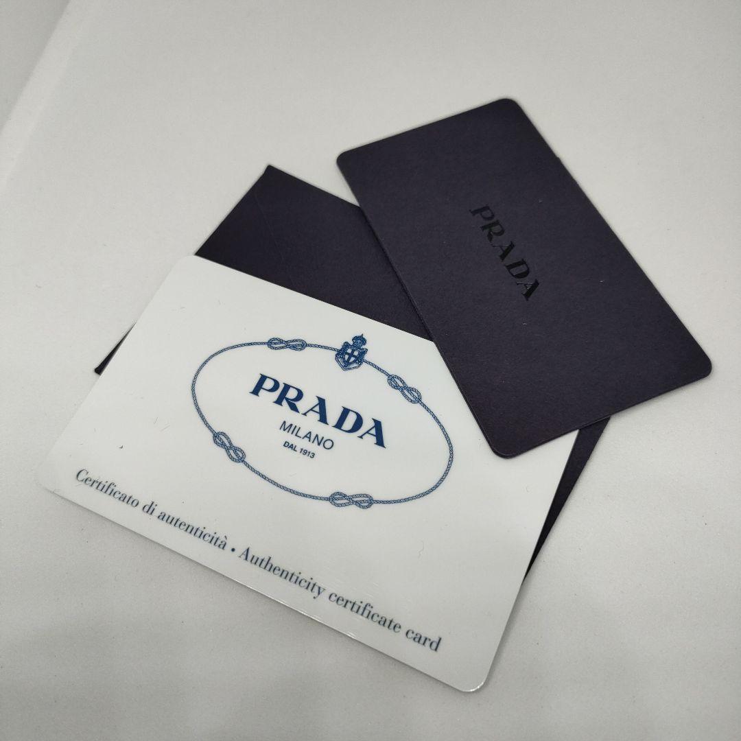 PRADAコンパクト２つ折り財布　プラダ折財布ピンクベージュ