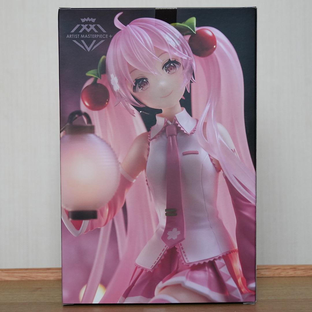 初音ミク　フィギア＆Tシャツの詰合せ