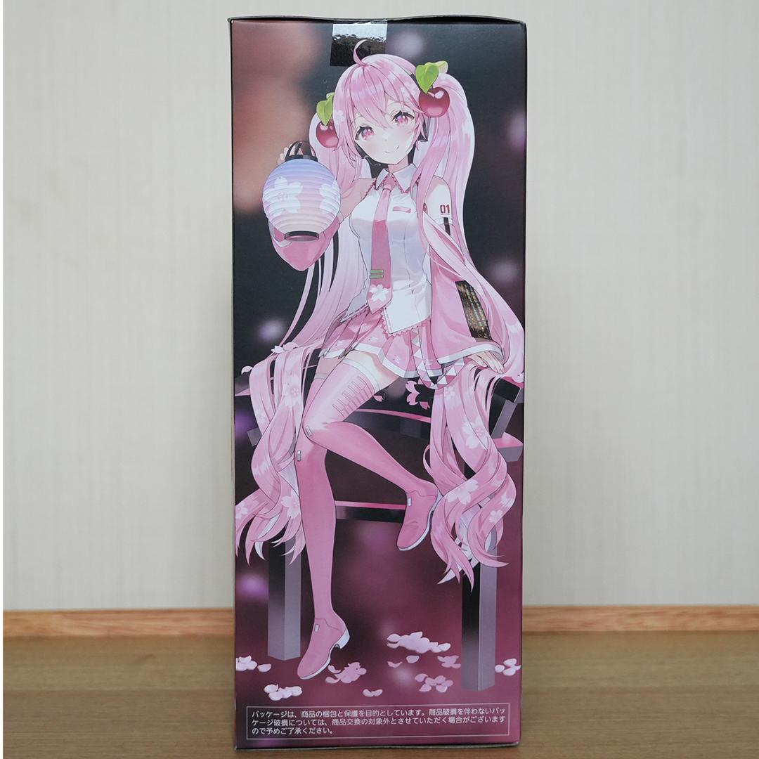 初音ミク　フィギア＆Tシャツの詰合せ