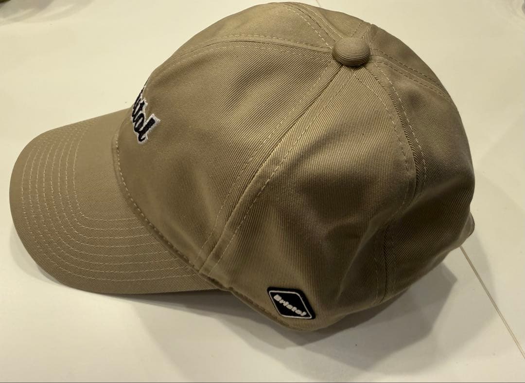 F.C.Real Bristol限定ベージュキャップ