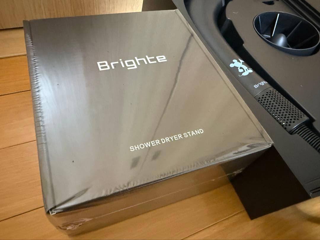 えま　Brighte ミッキーマウスデザイン ヘアドライヤー