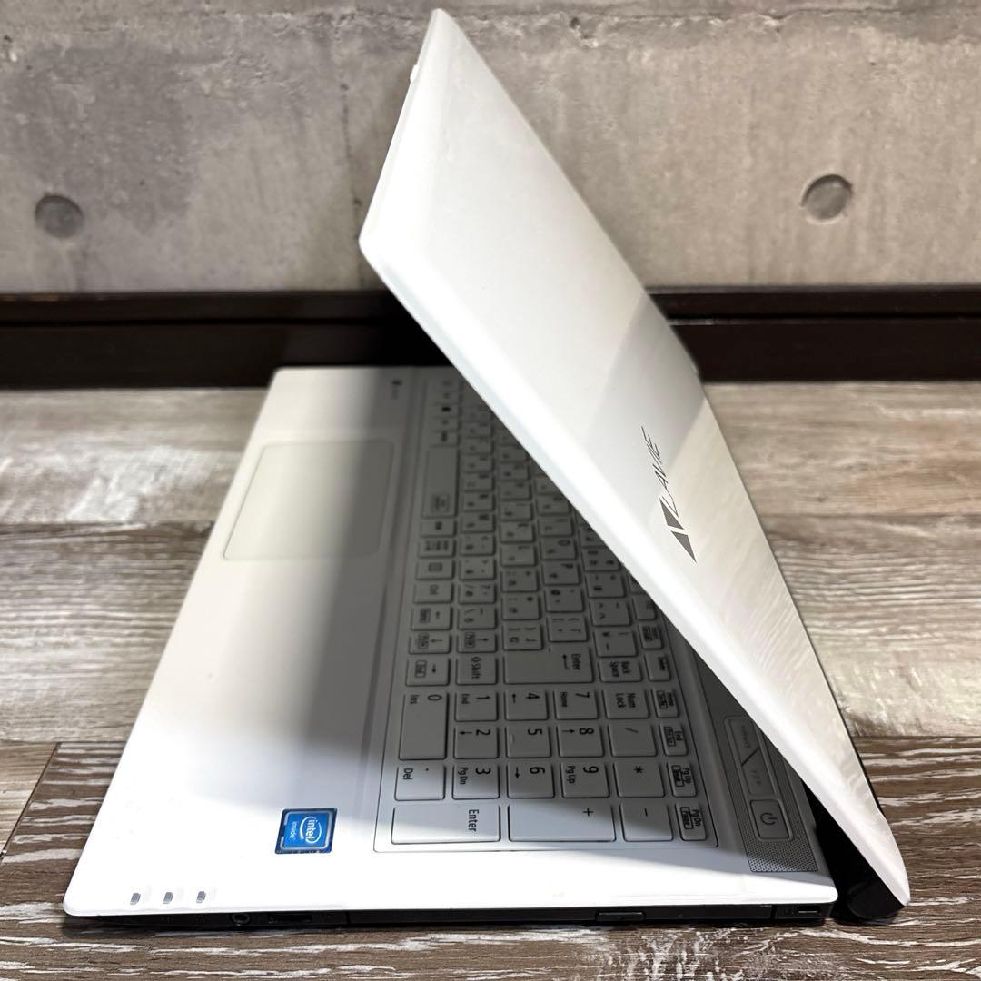 爆速仕様 薄型NEC LAVIEノートパソコン SSD Webカメラ