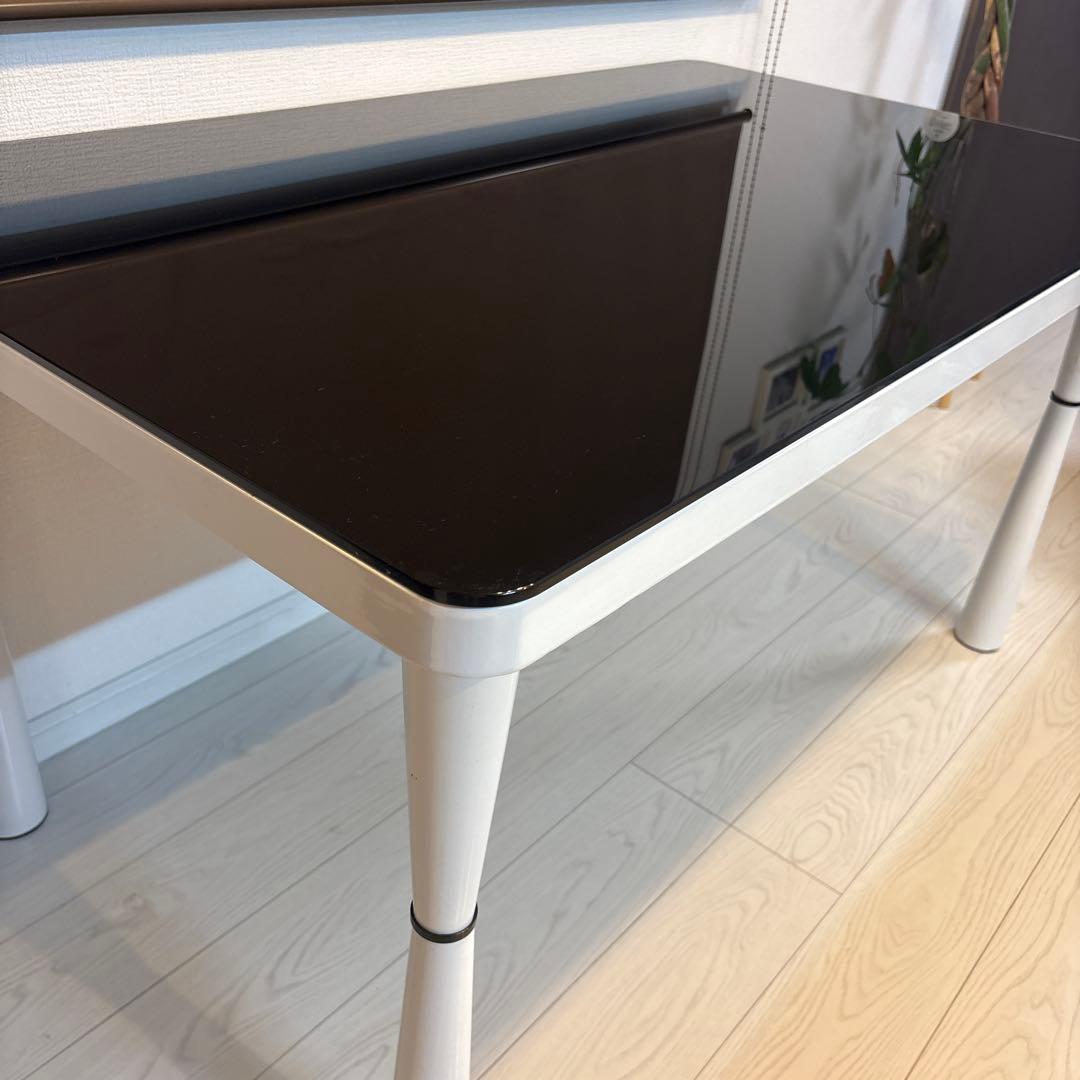 黒ガラストップ長方形ダイニングテーブル