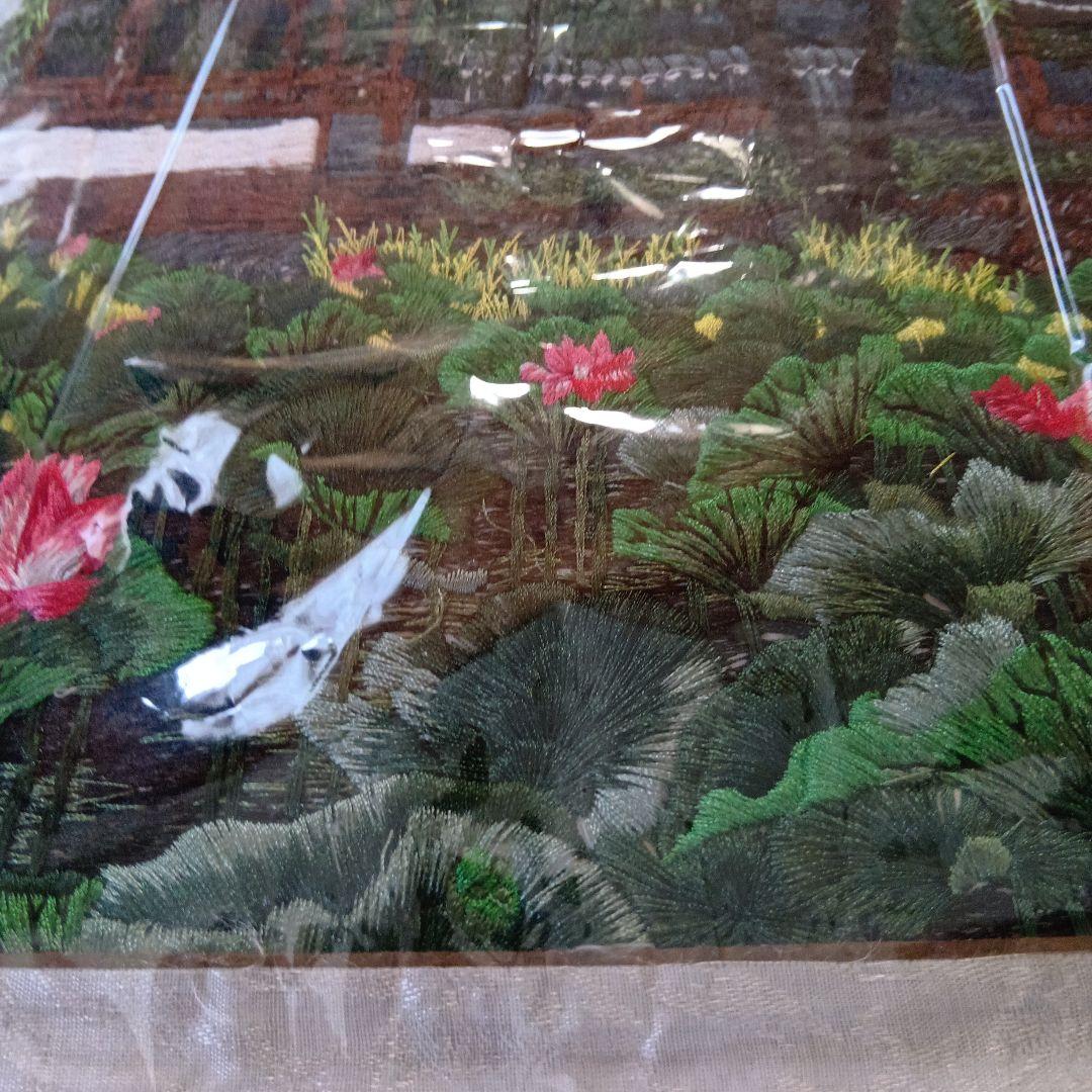 新品未使用品　刺繍絵　蓮の花　全部刺しゅう　絵画コレクション　中国　アンティーク