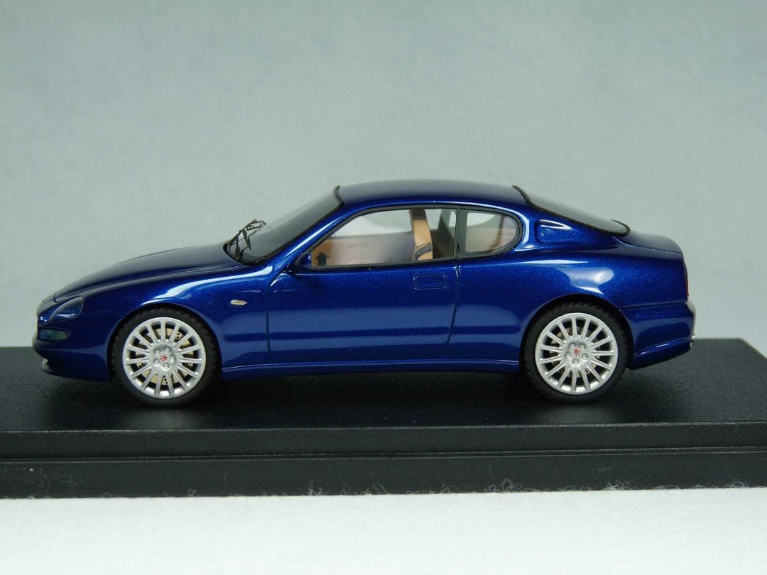 BBR マセラティクーペ　GT 2002年 ブルー
