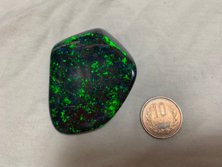 マテリアルオパール 宝石